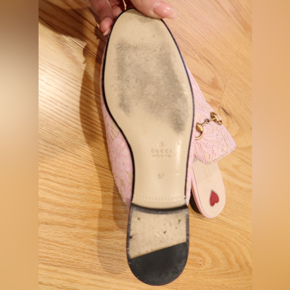Gucci Princetown Pink Lace Mules with Gold Accents - Picture 8 of 11
